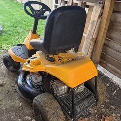 2024 Cub Cadet CC30H Riding Mower