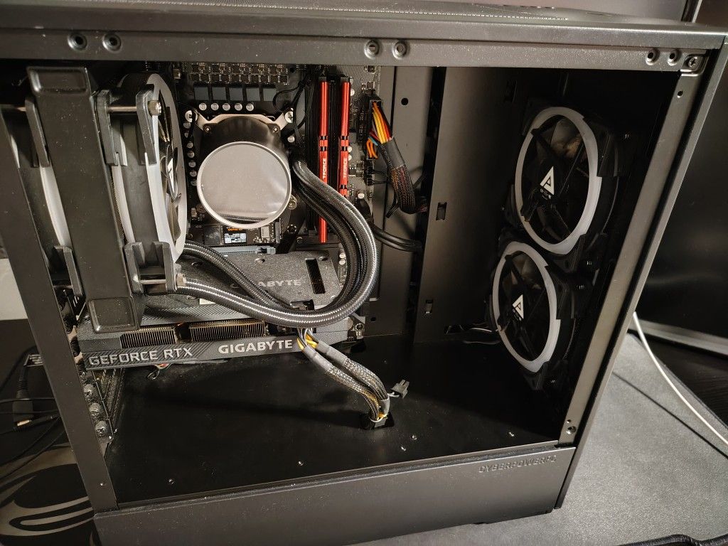 Gaming PC Bundle $1200 Or Best Offer. (No Lowballs)