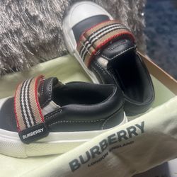 Burberry Toddler Sneakers (unisex) 