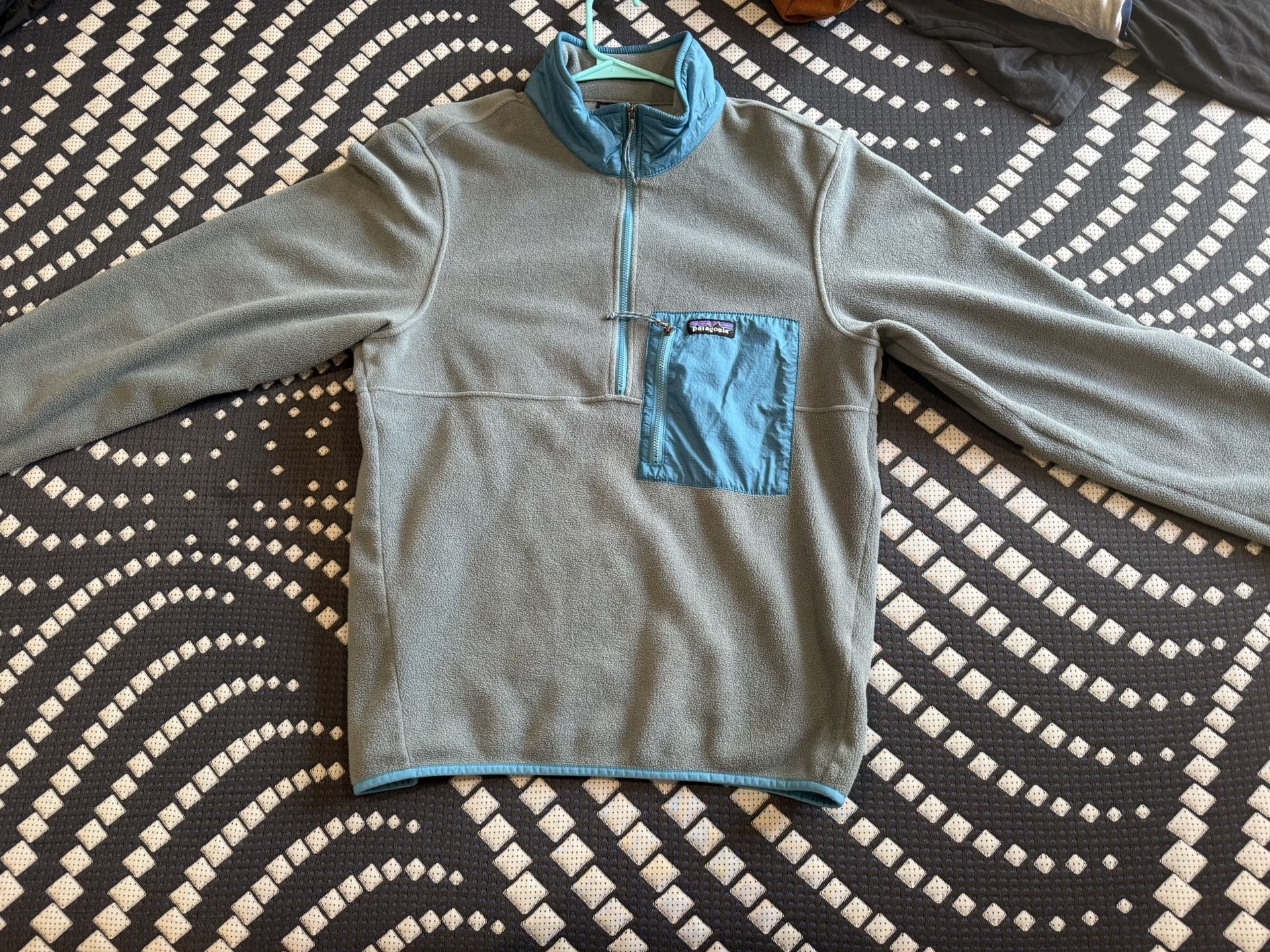Patagonia Men’s Medium Microdini 1/2 Zip Pullover