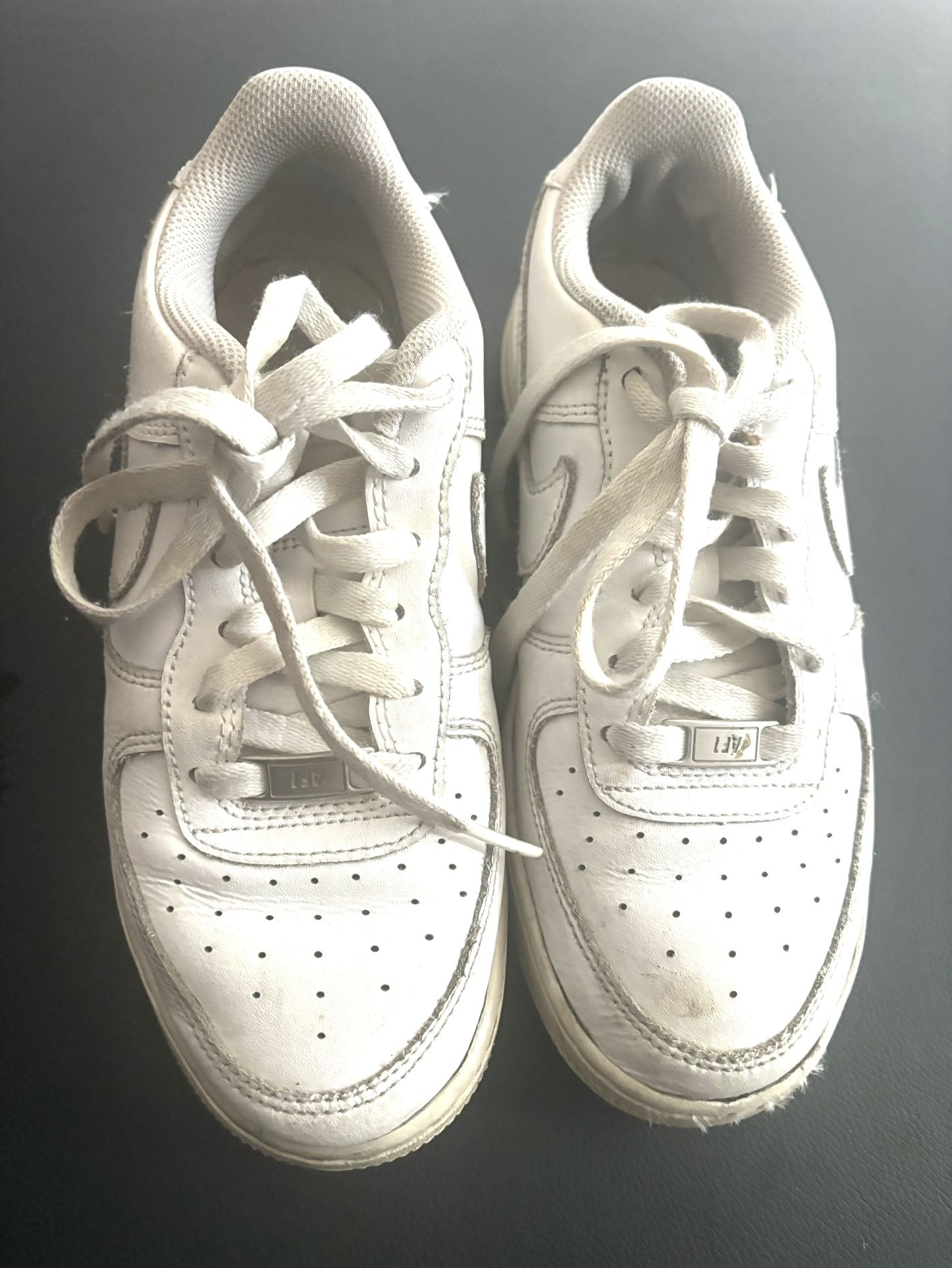 White Uptowns Nike Used Boys