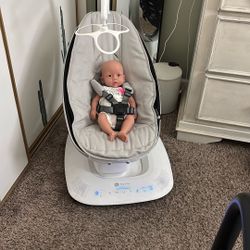 4Moms Mamaroo Swing
