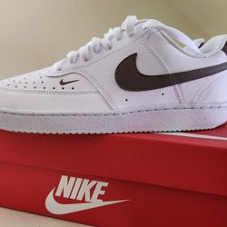 Women's Nike Sneakers