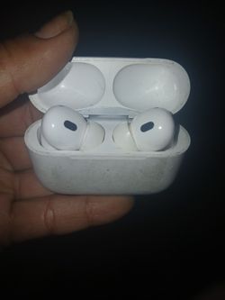2nd Generation Airpods 