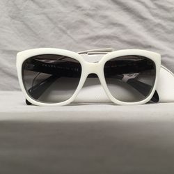 Prada Lady’s Sunglasses 
