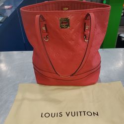 LOUIS VUITTON PURSE