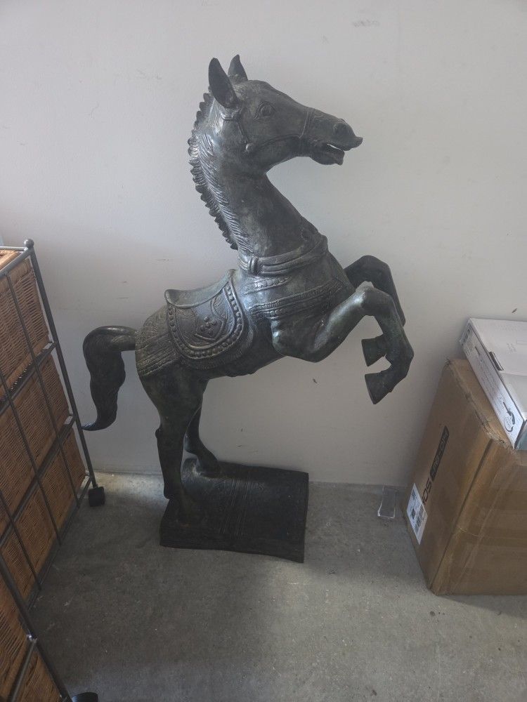 Metal Horse Statue 29 In Tall