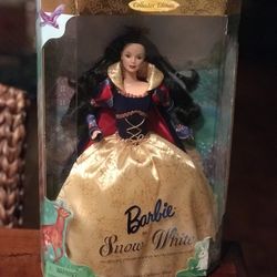 Barbie As Snow White New In Box