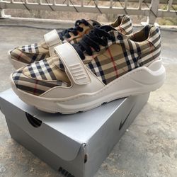 Burberry Vintage Shoes