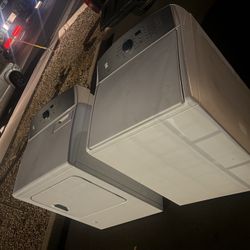 ELECTRICAL WASHER & DRYER SET 