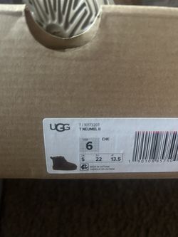 Size 6c Kids Ugg Boots 