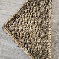 Woven Corner Mountaing Capable Wall Counter Basket