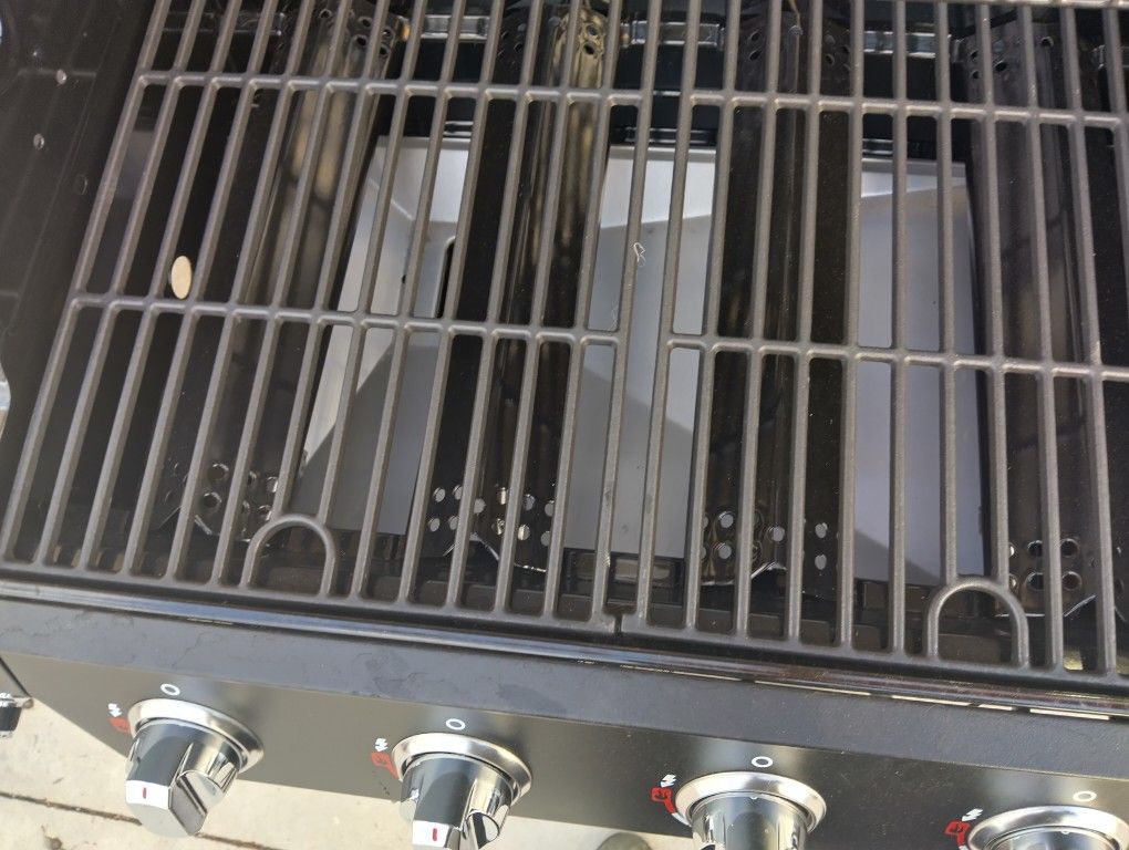 Brand New 4 Burner NexGrill