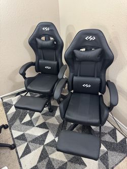 Black Gaming Chairs