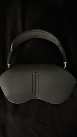 AirPod max first gen