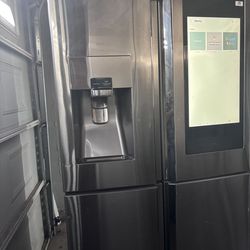 Four doors family hud works perfectly fine