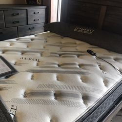 Double Pillowtop Mattress And Box Spring Set $69 Down
