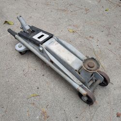 Floor jack