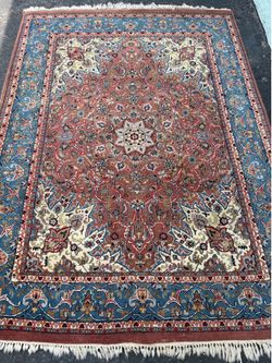 Authentic Handmade Persian Wool Rug – 100% Wool – 5’8” × 7’5”