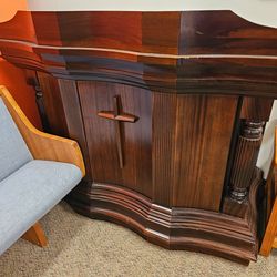 Pulpit set