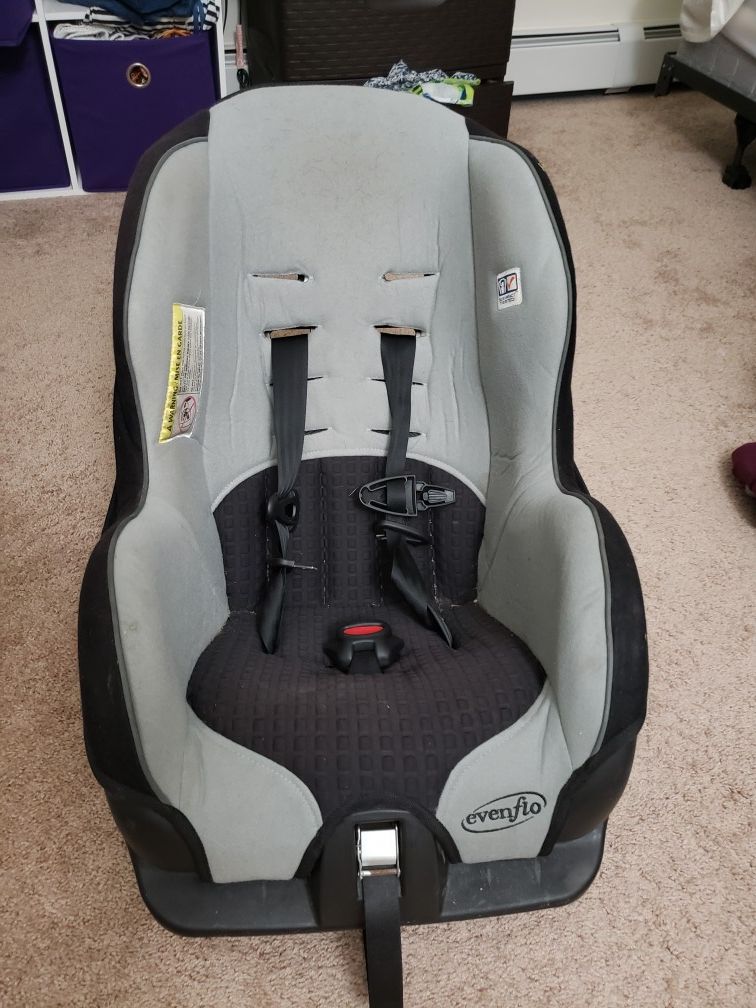 Even flow Car Seat - Convertible