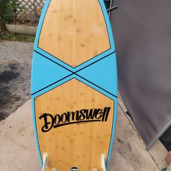 Doomswell neo wakesurf board