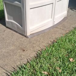 Suncast horizontal outdoor storage shed 3ft tall 4ft long 2ft deep lock box pool deck bin lawn patio