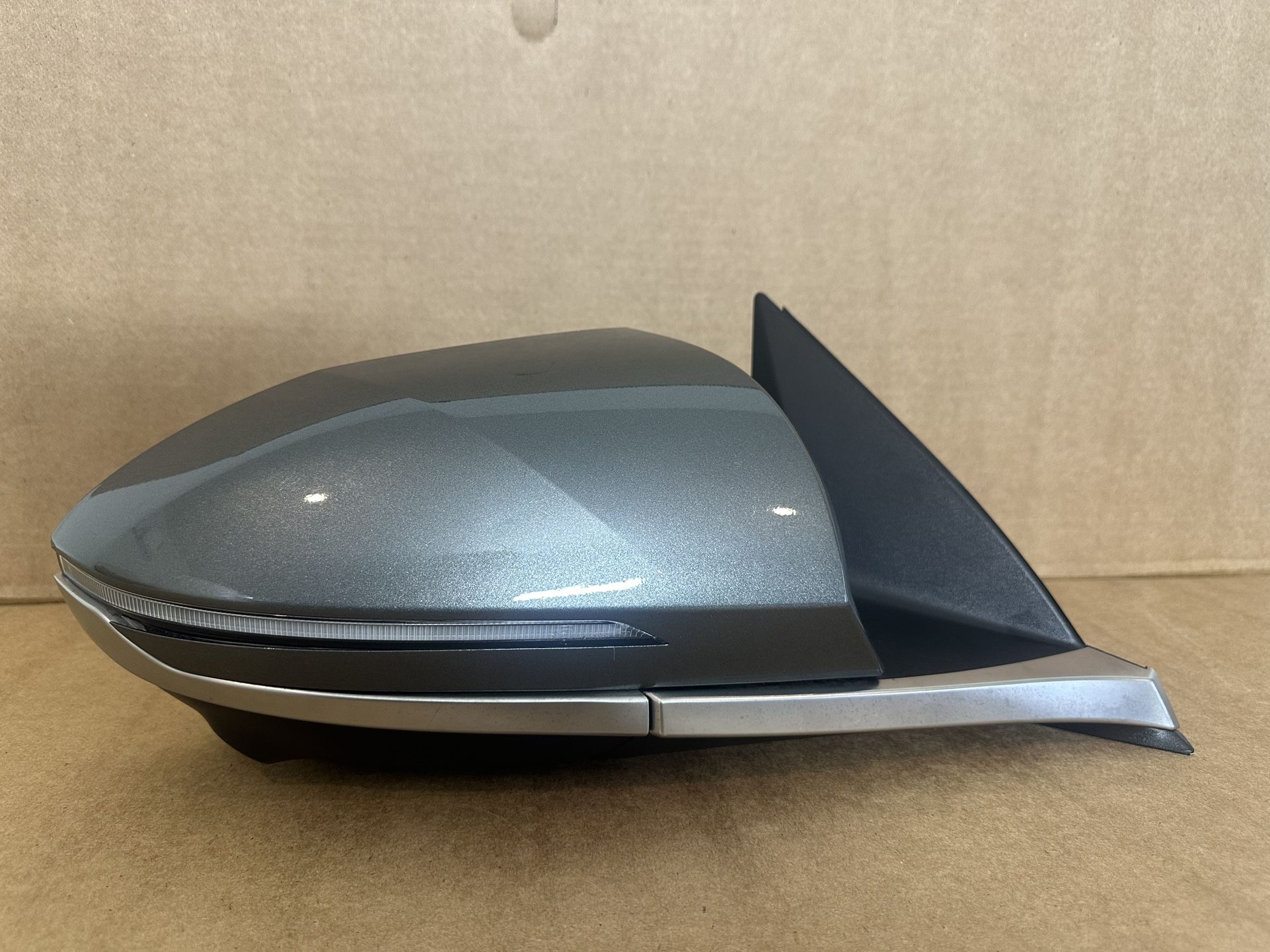 HYUNDAI TUCSON RIGHT SIDE DOOR EXTERIOR REAR VIEW MIRROR W/ CAMERA OEM 2022-2024