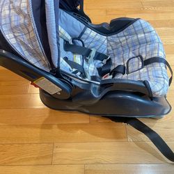 Used infant car seat-good condition