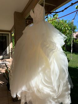 Vera Wang Wedding Dress