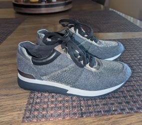 New Micheal Kors Sneakers 