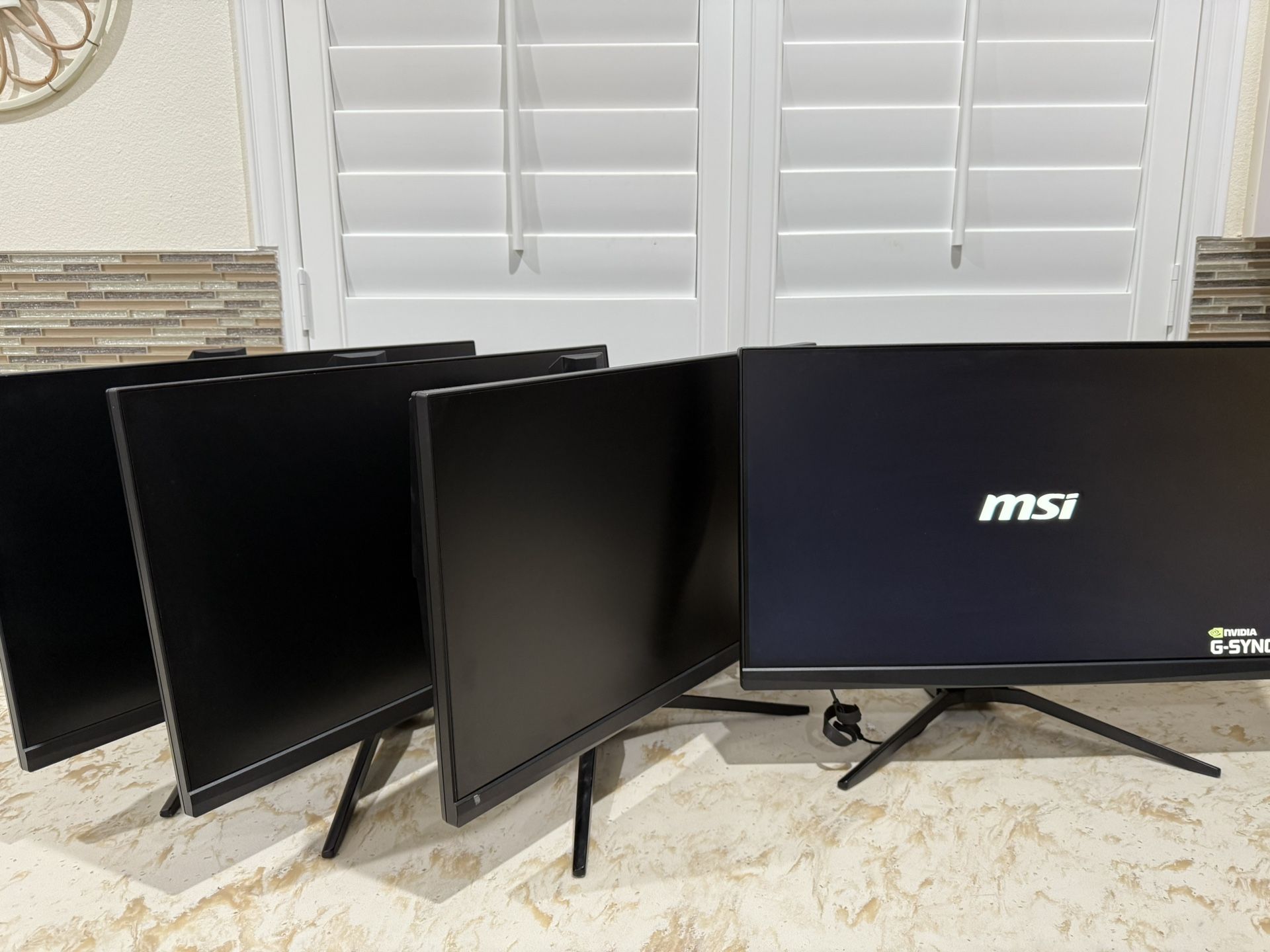 MSI Oculux NXG251R 24.5" 1ms 240Hz Full HD 1920 x 1080 Gaming monitor w/ NVIDIA G-SYNC