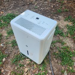 Dehumidifier 