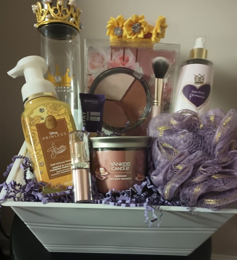 Vera Wang Bath And Body Works Princess Gift Basket