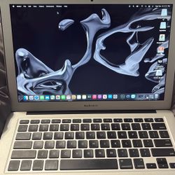 Macbook Air(Used)