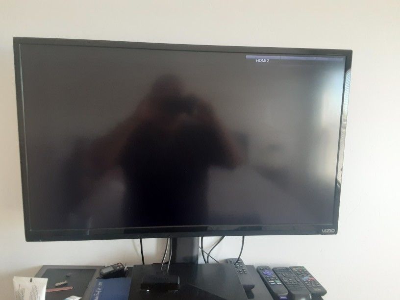 32 Inch Vizo Tv