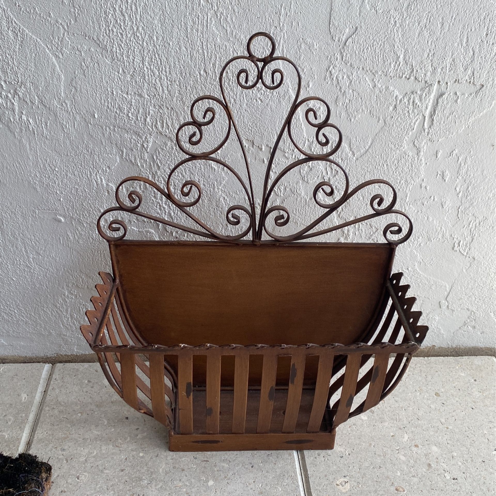 Magazine Rack Planter - Southern living
