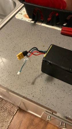 36v  10 Ah.  720w
