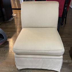 Bassett Accent Chairs, Armless