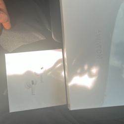 Ultra Apple Watch 2 Air Pods 