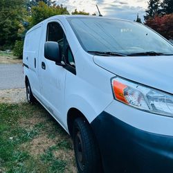 2013 Nissan Nv200