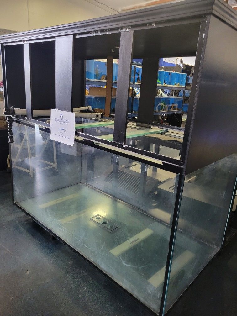 Used Aquarium 350gal Glass Tank