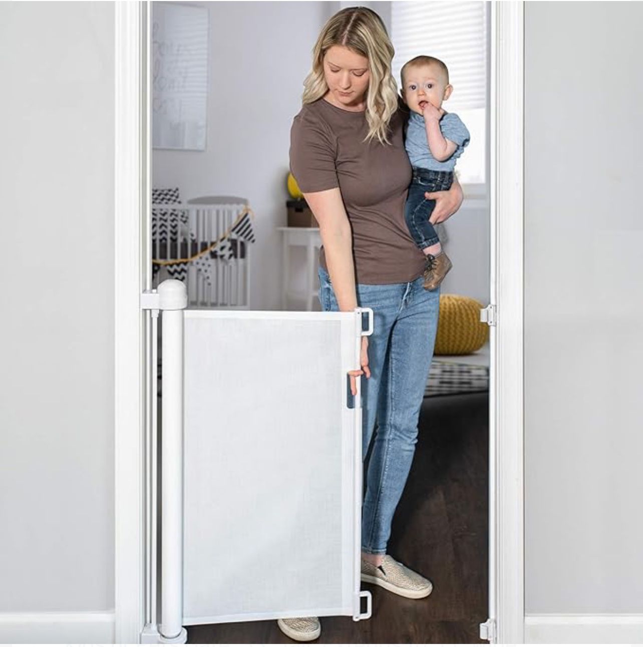 Retractable Baby Gate, Extra Wide Safety Kids or Pets Gate