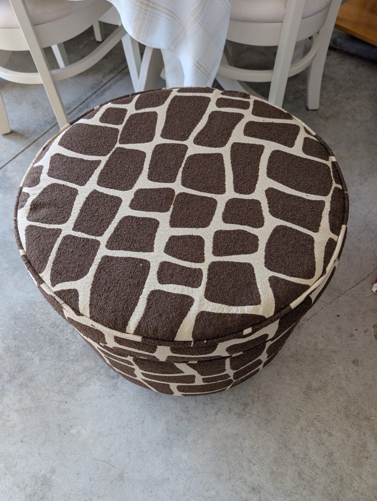 Kids Ottoman