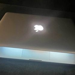 Apple MacBook Air A1466 13" Laptop Ready to use