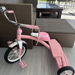 Radio flyer trycicle