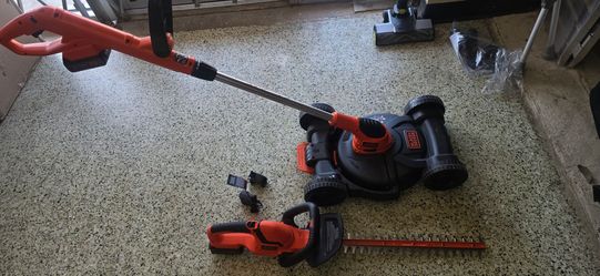 NEW BLACK AND DECKER 20V WEEDEATER/MOWER  AND HEDGER WITH 2-2AH BATTERIES AND CHARGER FOR 70$ PERFECT FOR SMALL AREA