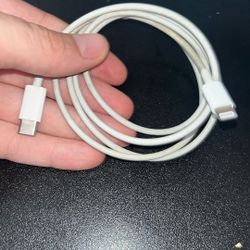 Electronics (chargers, USB-C Cord, Computer Chargers, Etc)