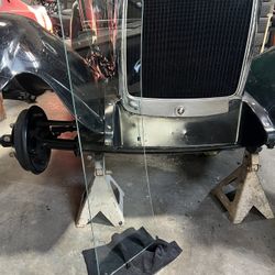 1929-30 Ford model A Roadster Windshield Glass 