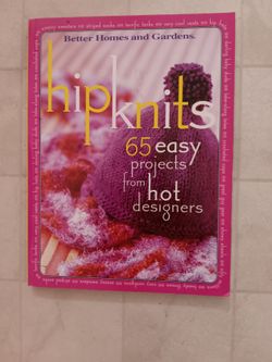 Hip Knits Book by Better Homes and Gardens